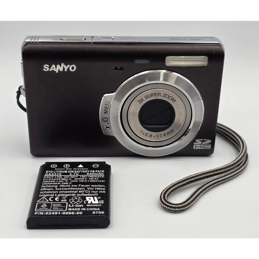 Sanyo Digital Camera VPC-T700- 7.0‎ MP-PARTS ONLY